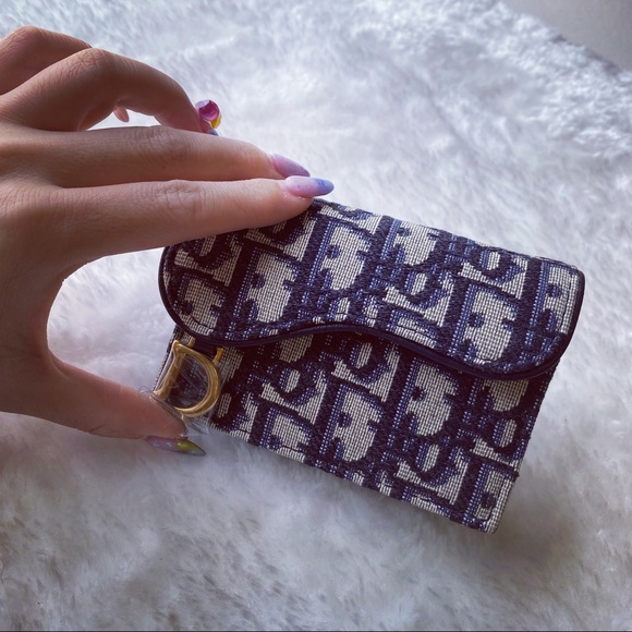 ✈️sold✈️Brand new Dior SADDLE FLAP CARD HOLDER - Picture 2 of 8